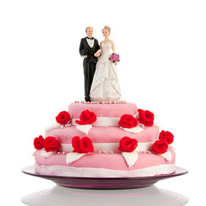 Wedding cake with couple